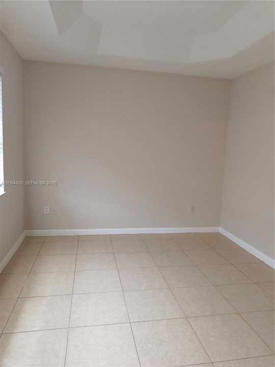 В аренду: $2,350 (3 спален, 2 ванн, 1368 Квадратных фут)