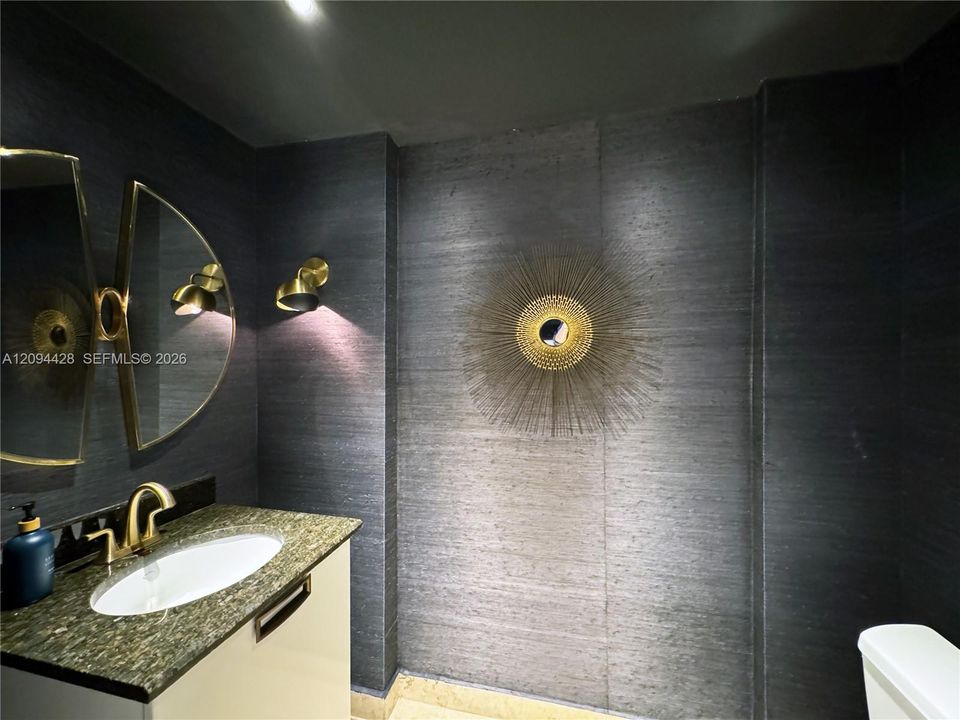 For Sale: $669,000 (1 beds, 1 baths, 790 Square Feet)