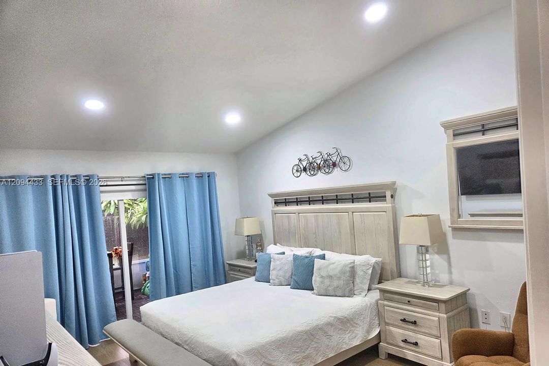 For Sale: $598,500 (4 beds, 2 baths, 1668 Square Feet)