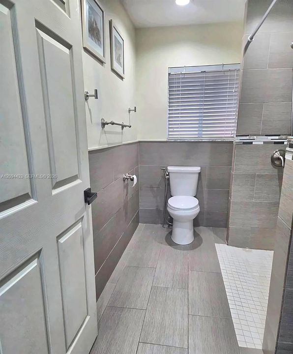 For Sale: $598,500 (4 beds, 2 baths, 1668 Square Feet)