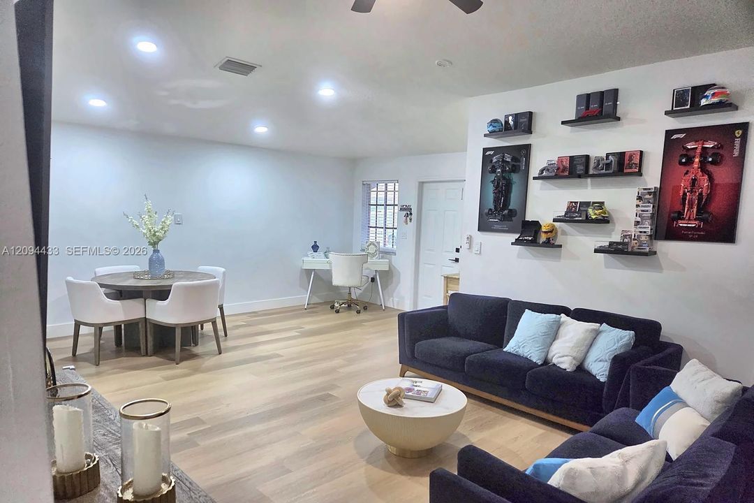 For Sale: $598,500 (4 beds, 2 baths, 1668 Square Feet)