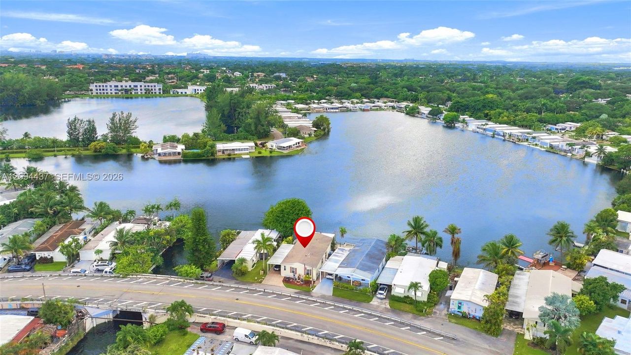 For Sale: $399,900 (3 beds, 2 baths, 1538 Square Feet)
