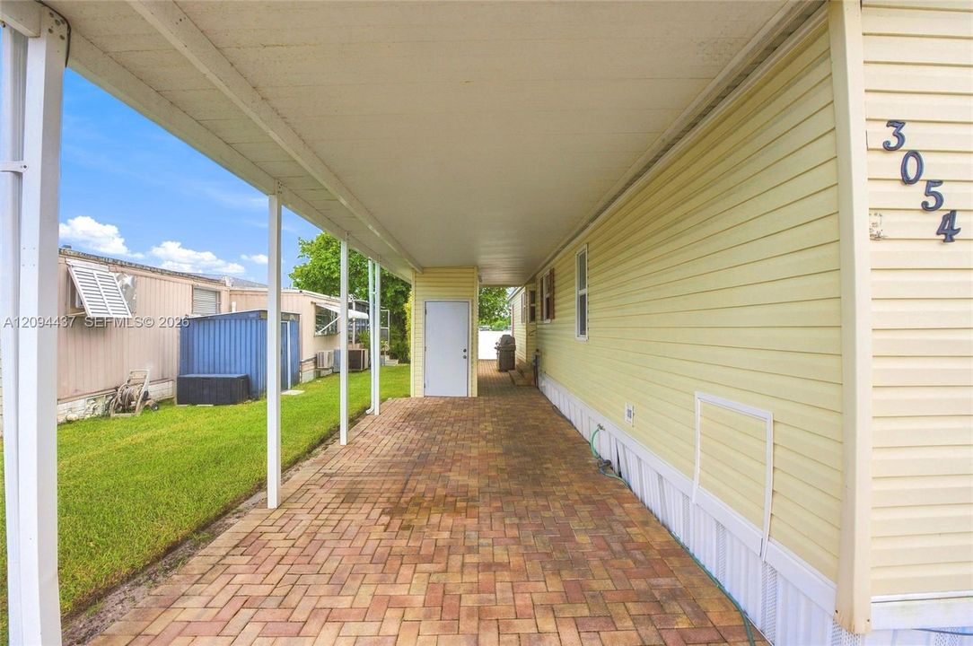 For Sale: $399,900 (3 beds, 2 baths, 1538 Square Feet)