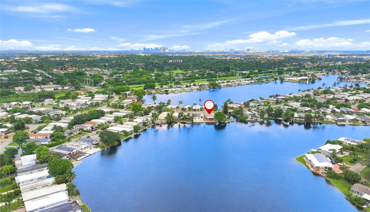 For Sale: $399,900 (3 beds, 2 baths, 1538 Square Feet)