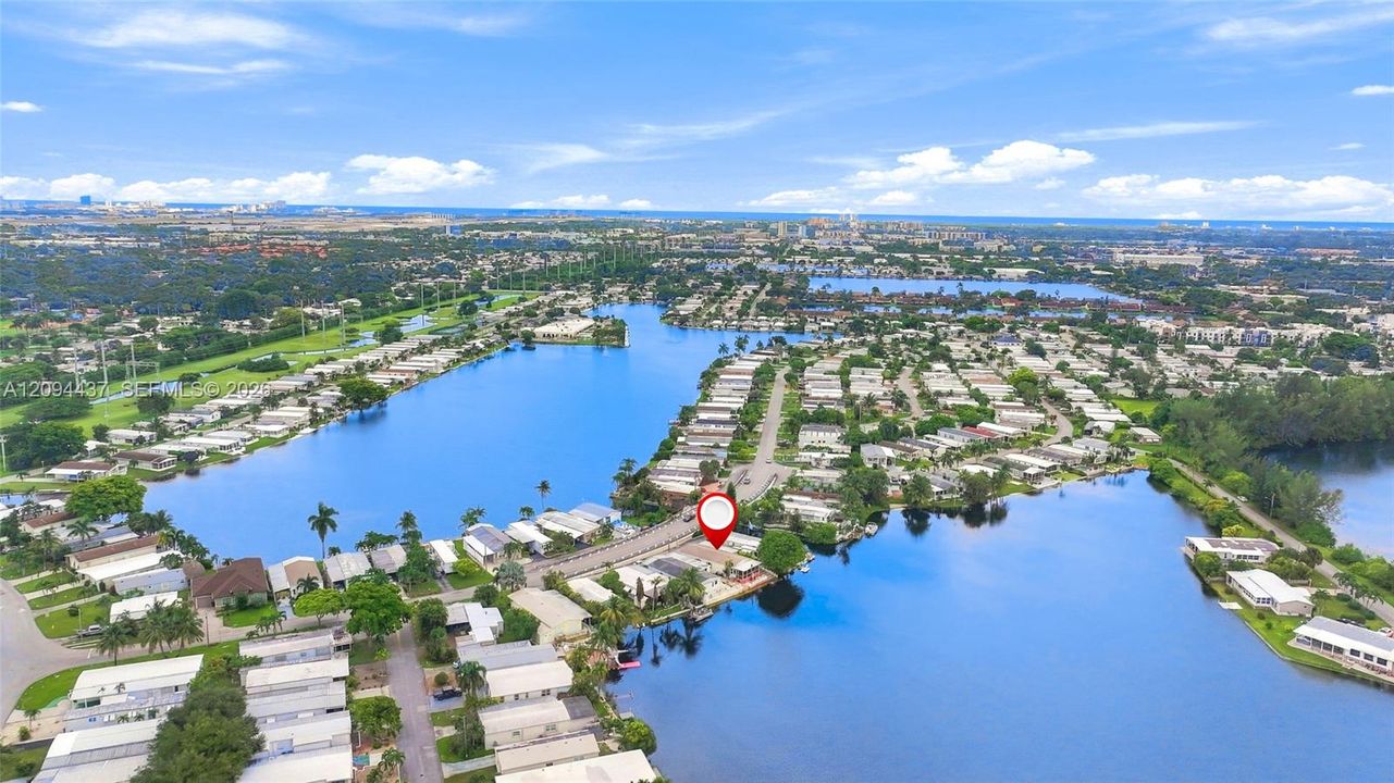 For Sale: $399,900 (3 beds, 2 baths, 1538 Square Feet)