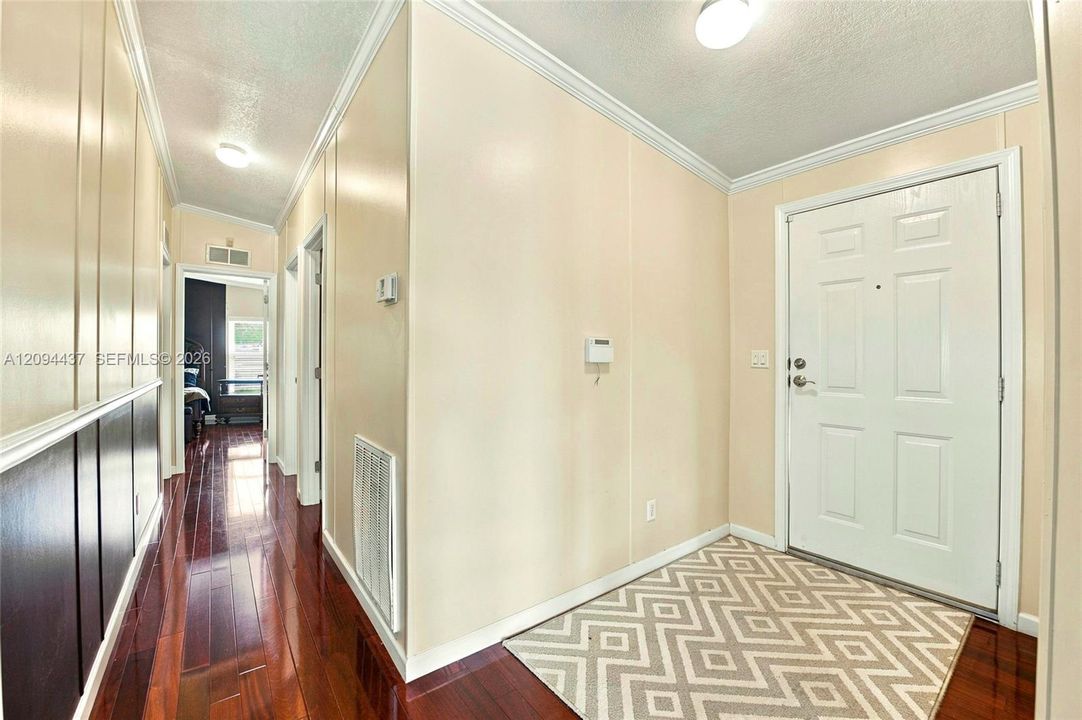 For Sale: $399,900 (3 beds, 2 baths, 1538 Square Feet)
