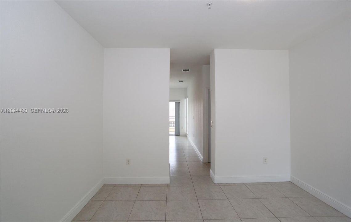 В аренду: $1,925 (1 спален, 1 ванн, 1000 Квадратных фут)