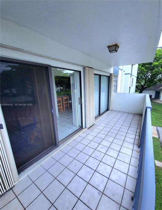 For Sale: $263,000 (2 beds, 2 baths, 1170 Square Feet)