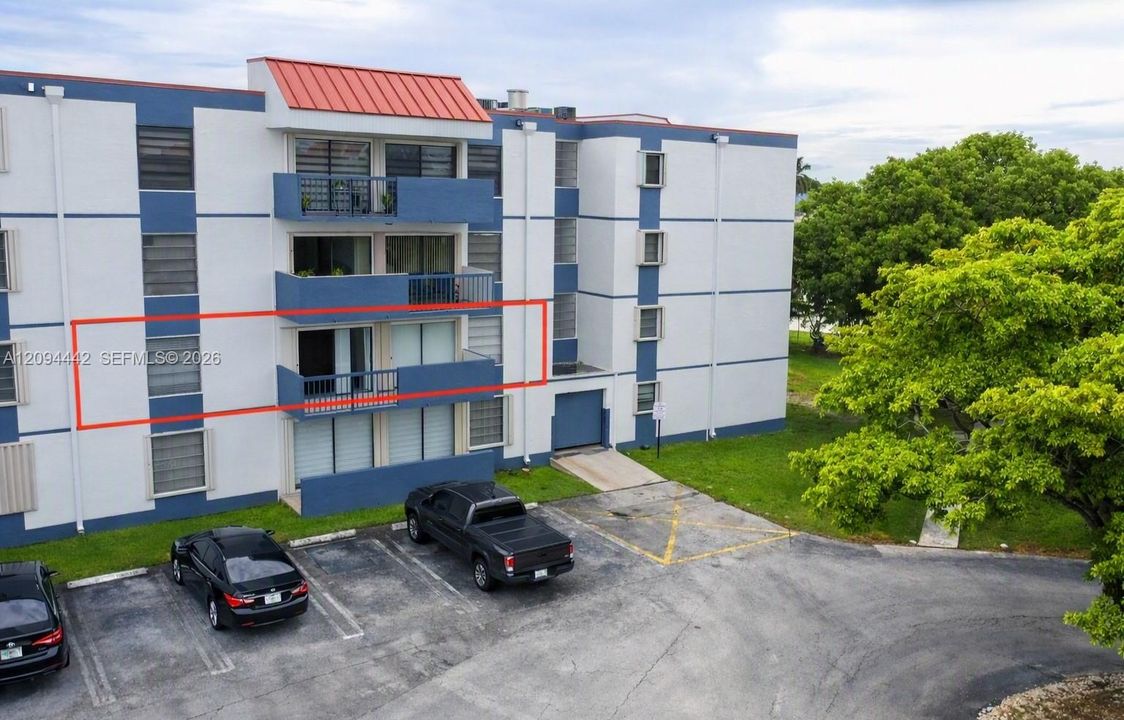 For Sale: $263,000 (2 beds, 2 baths, 1170 Square Feet)