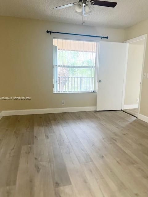 В аренду: $1,875 (2 спален, 2 ванн, 965 Квадратных фут)
