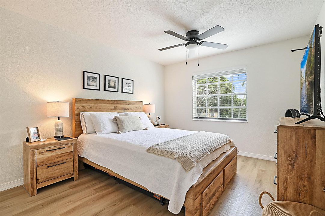 1105 Lake Shore Drive Unit 205 -17
