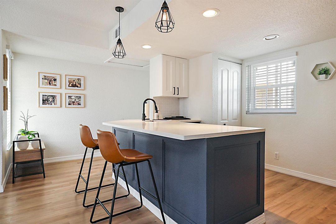 1105 Lake Shore Drive Unit 205 -12