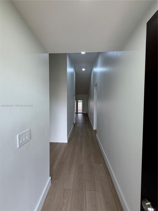 For Rent: $3,250 (3 beds, 2 baths, 1372 Square Feet)