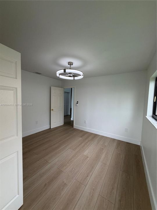 For Rent: $3,250 (3 beds, 2 baths, 1372 Square Feet)