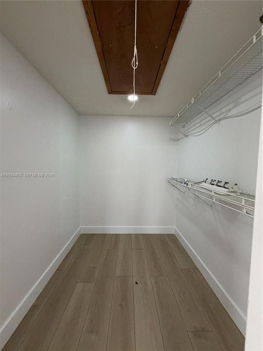 For Rent: $3,250 (3 beds, 2 baths, 1372 Square Feet)