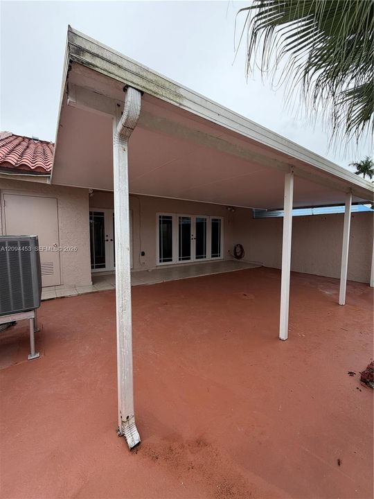 For Rent: $3,250 (3 beds, 2 baths, 1372 Square Feet)