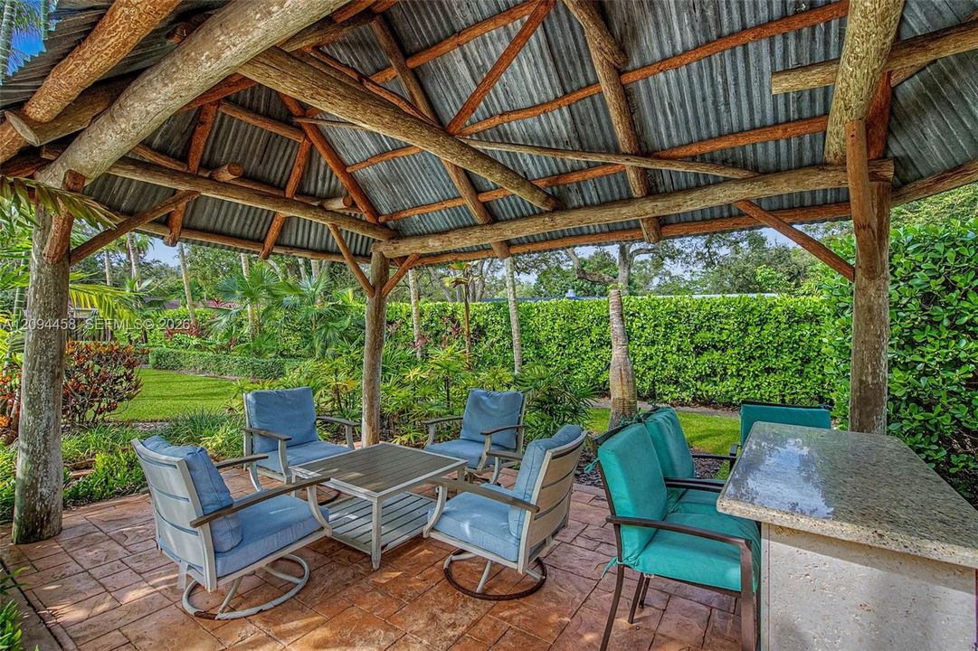 En Venta: $1,540,000 (4 camas, 3 baños, 2435 Pies cuadrados)
