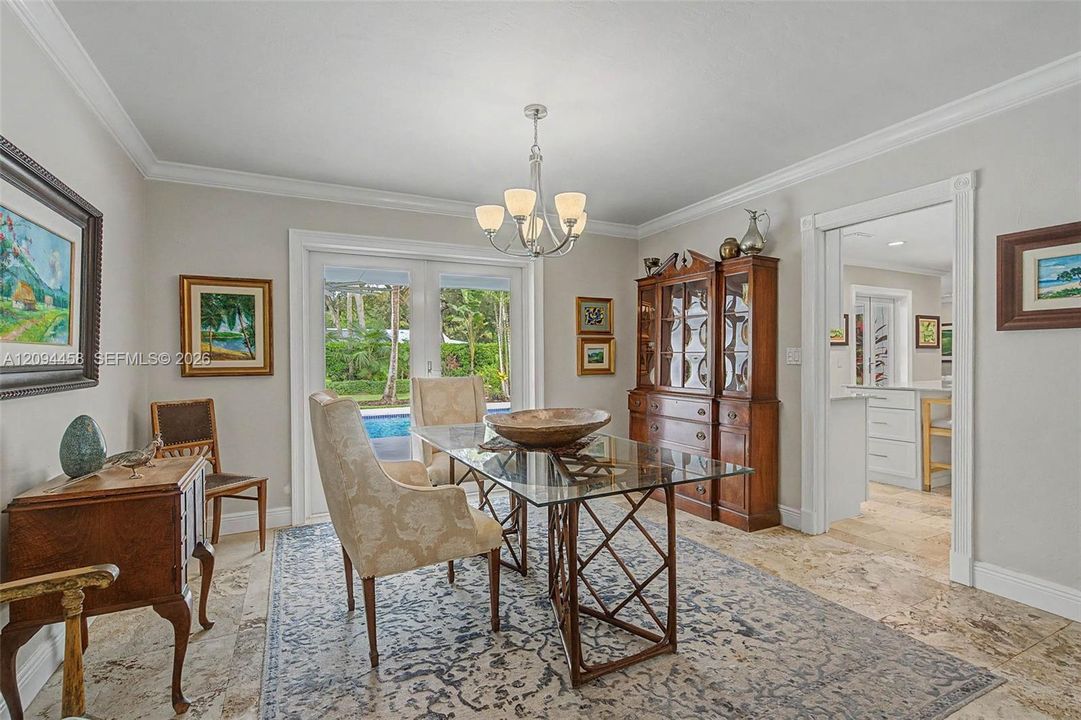 En Venta: $1,540,000 (4 camas, 3 baños, 2435 Pies cuadrados)
