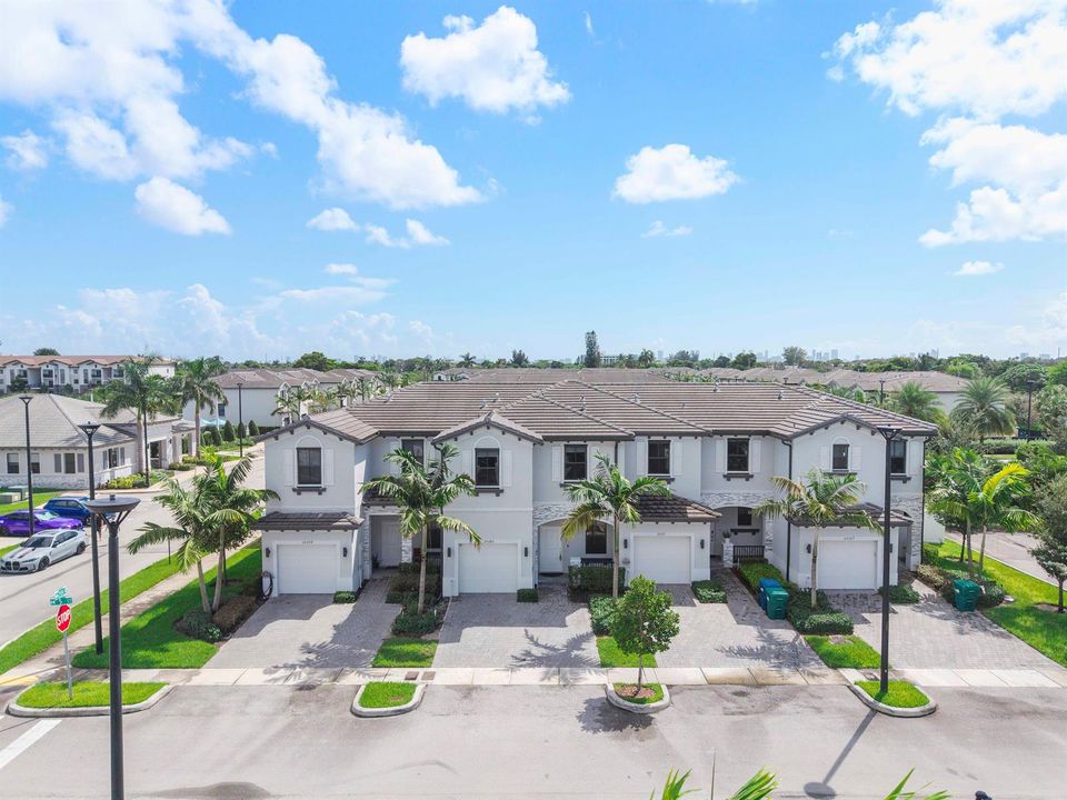 20383 Nw 5th Ct_003