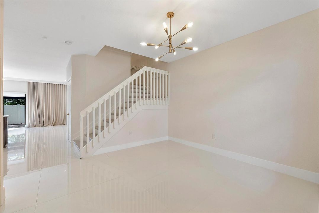 20383 Nw 5th Ct_016