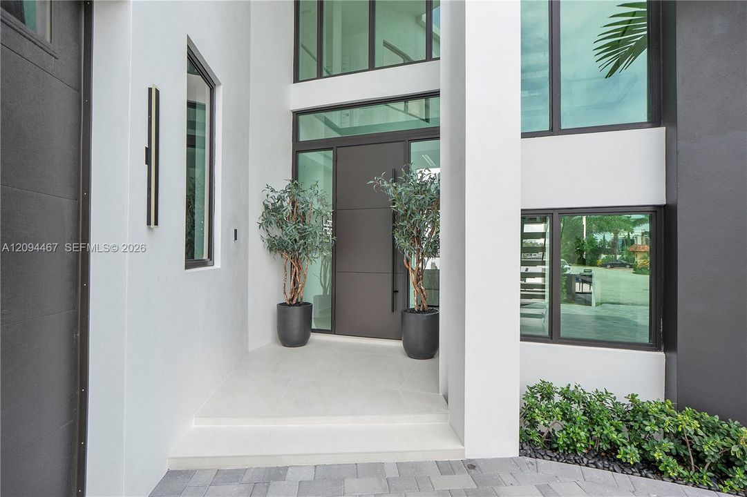 En Venta: $12,950,000 (5 camas, 6 baños, 6230 Pies cuadrados)