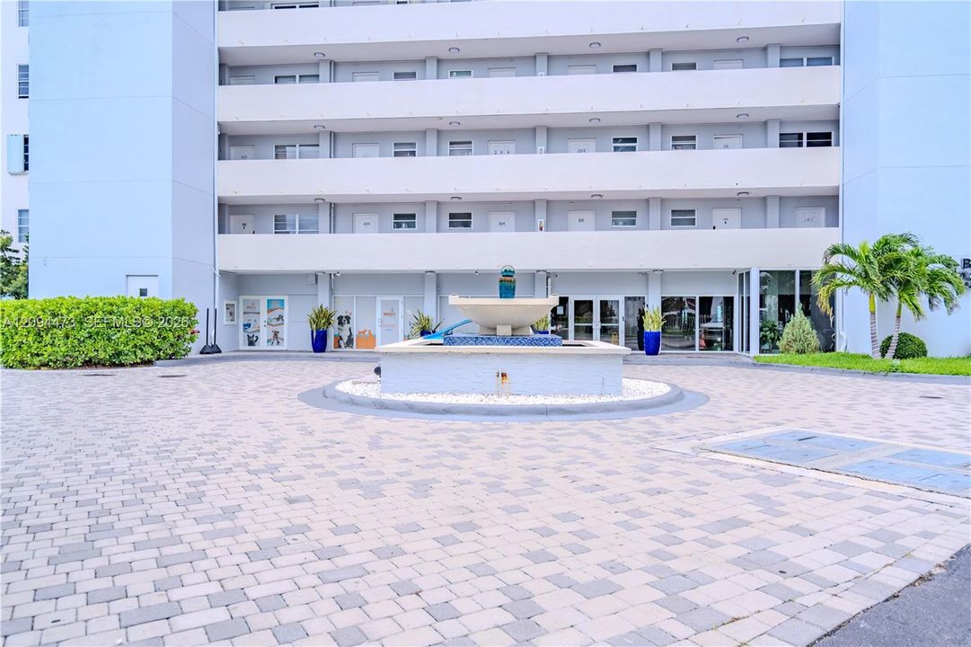 En Venta: $225,000 (0 camas, 1 baños, 443 Pies cuadrados)