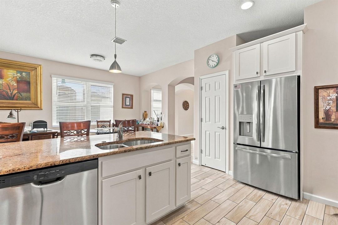 14_kitchen