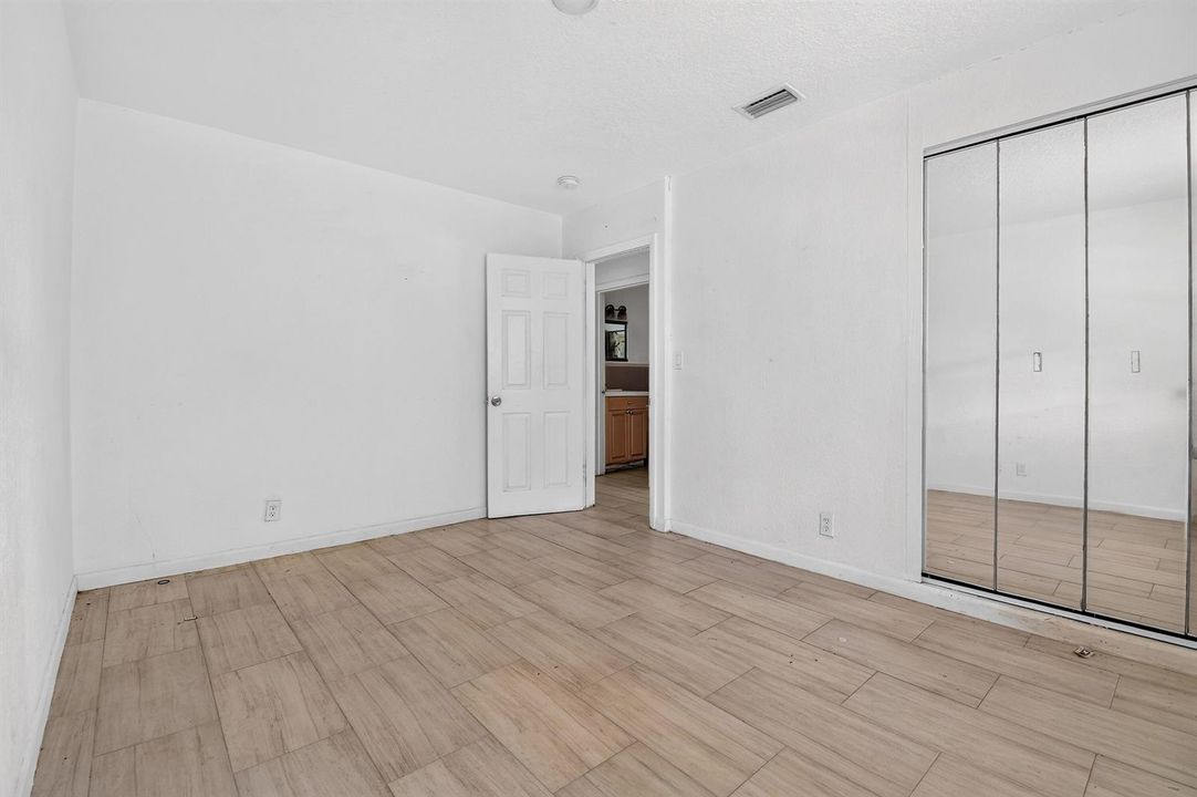 2109NE1stSt(24)