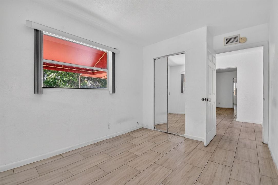 2109NE1stSt(27)
