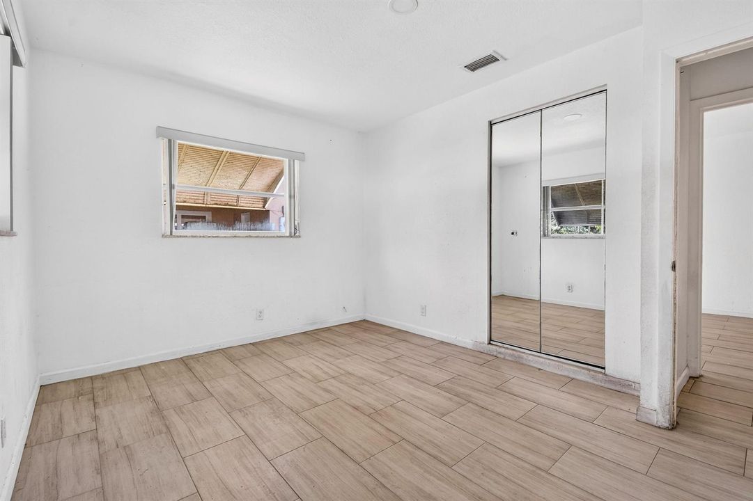 2109NE1stSt(19)