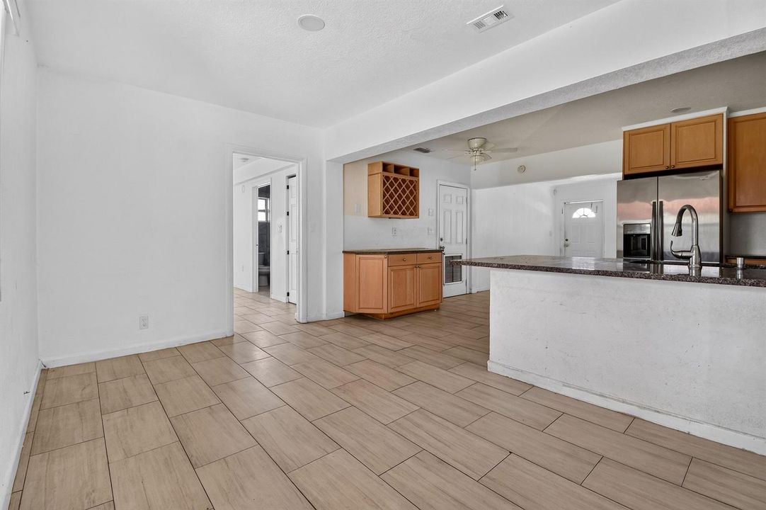 2109NE1stSt(11)