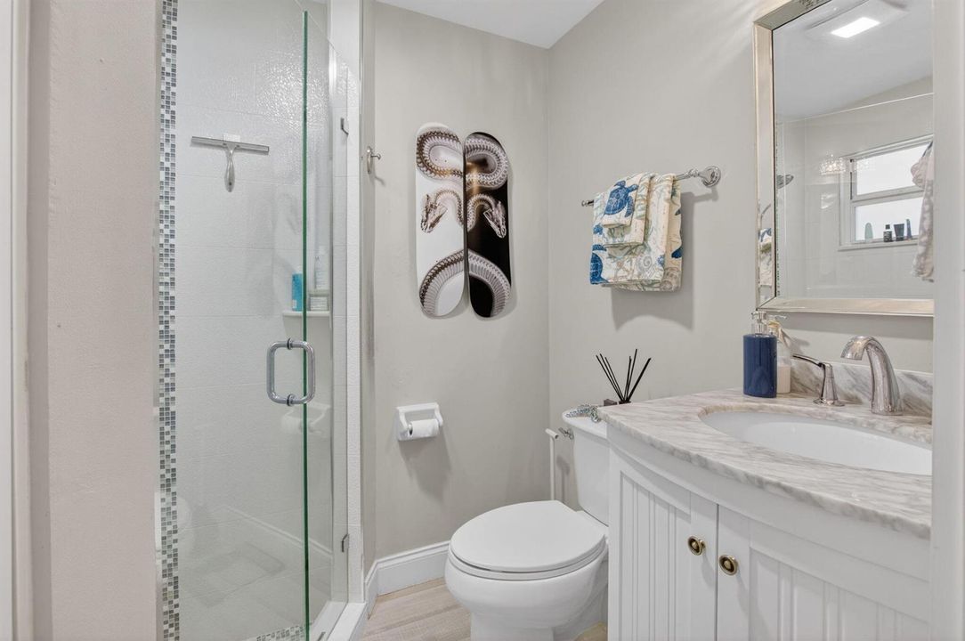 Full Guest Bathroom