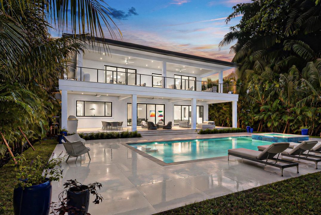 098-145AlhambraPlace-WestPalmBeach-FL-33