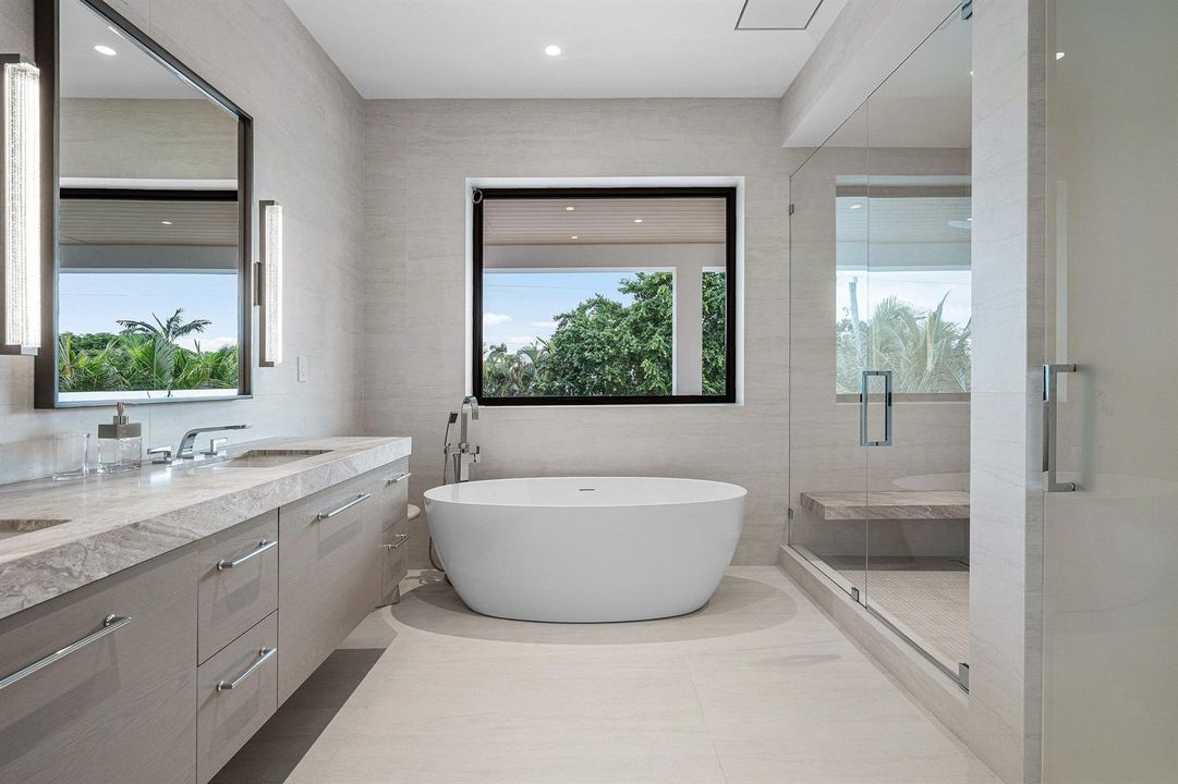 053-145AlhambraPlace-WestPalmBeach-FL-33