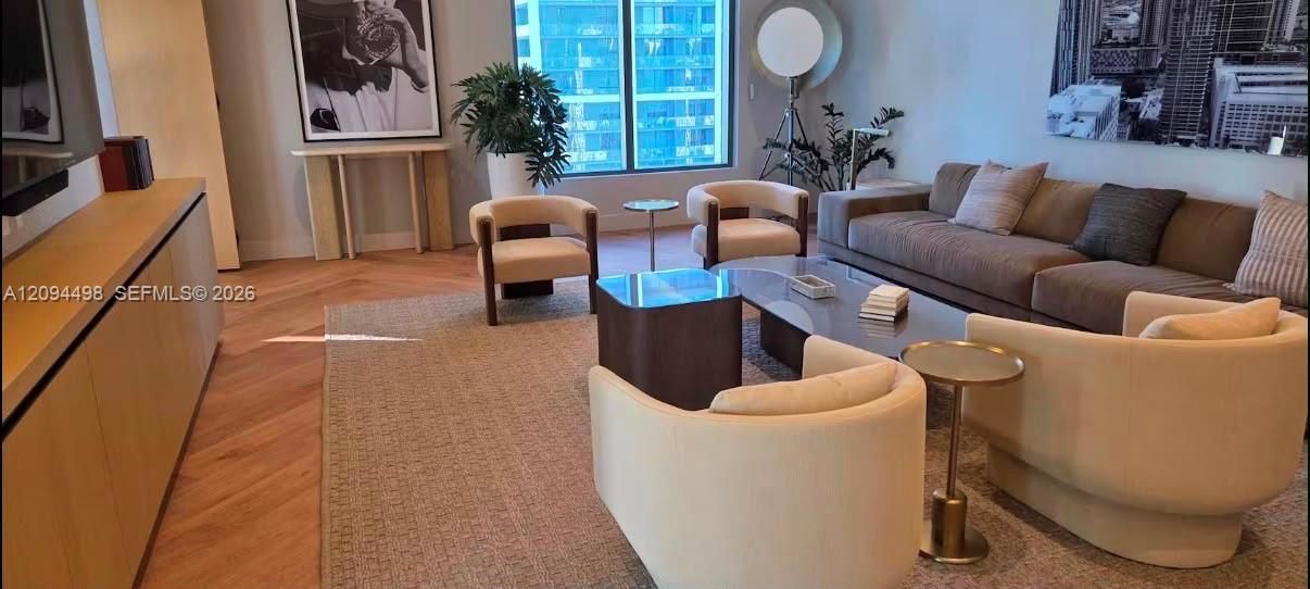 For Sale: $529,900 (1 beds, 1 baths, 509 Square Feet)