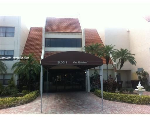 For Rent: $1,900 (1 beds, 1 baths, 845 Square Feet)