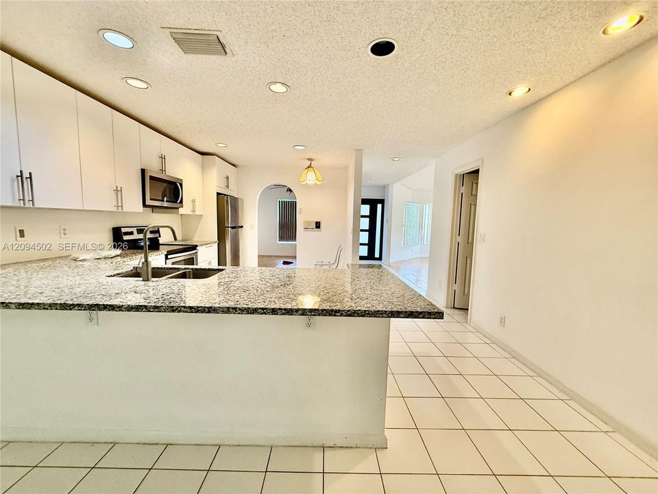 For Rent: $3,500 (3 beds, 2 baths, 2063 Square Feet)