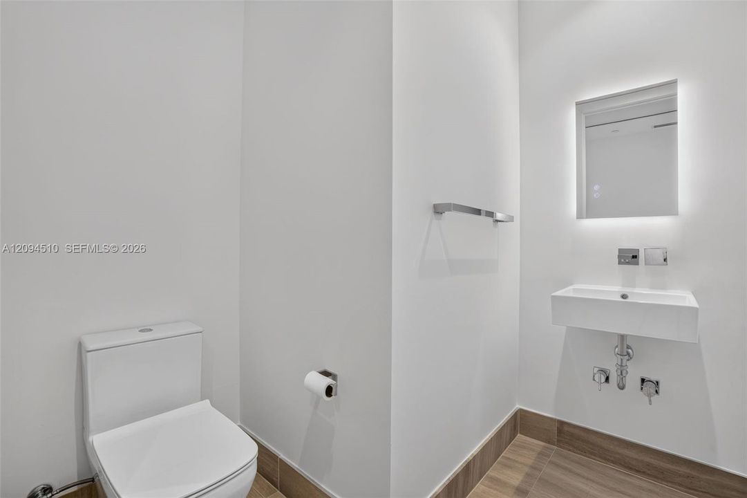 En Venta: $2,900,000 (2 camas, 2 baños, 1176 Pies cuadrados)