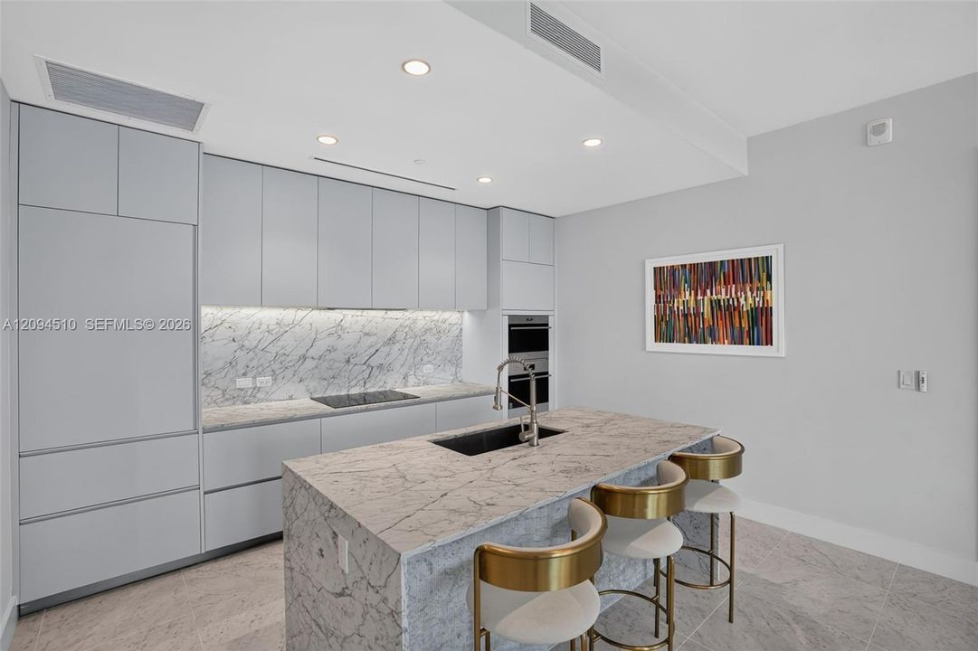 En Venta: $2,900,000 (2 camas, 2 baños, 1176 Pies cuadrados)