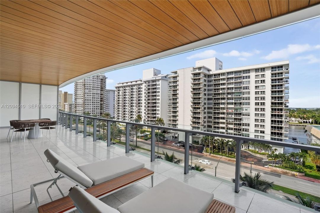 En Venta: $2,900,000 (2 camas, 2 baños, 1176 Pies cuadrados)