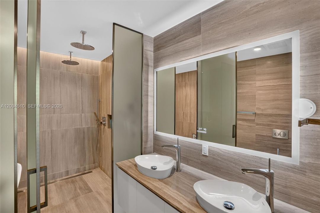 En Venta: $2,900,000 (2 camas, 2 baños, 1176 Pies cuadrados)