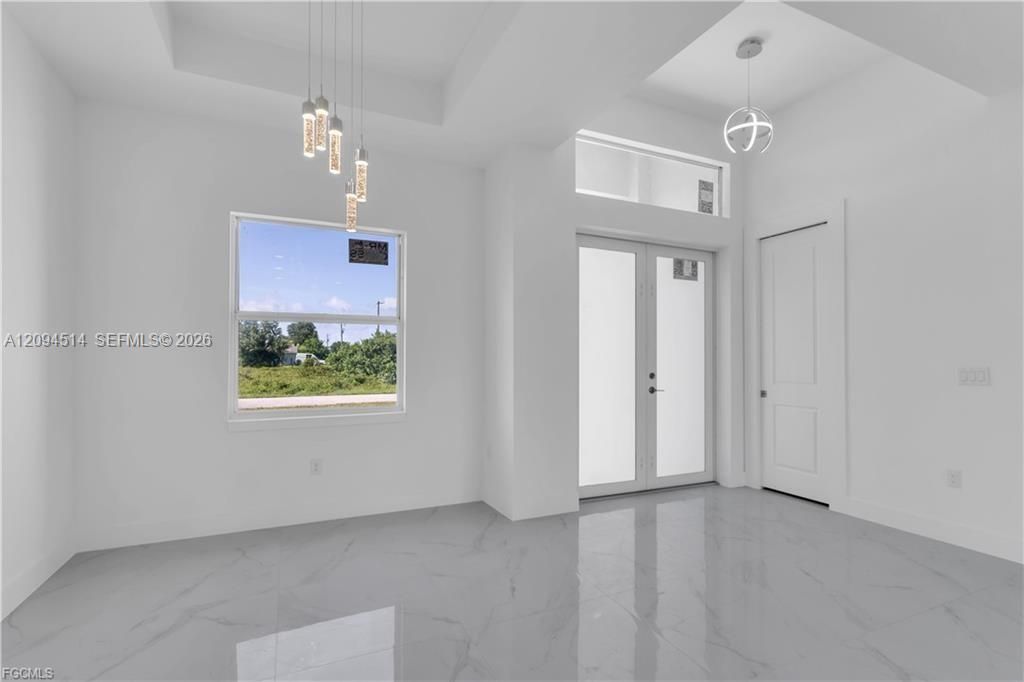For Rent: $2,200 (3 beds, 2 baths, 0 Square Feet)