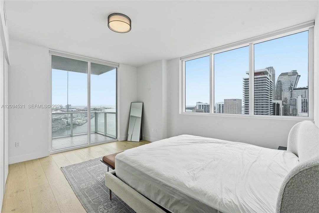 For Sale: $1,700,000 (3 beds, 3 baths, 1795 Square Feet)