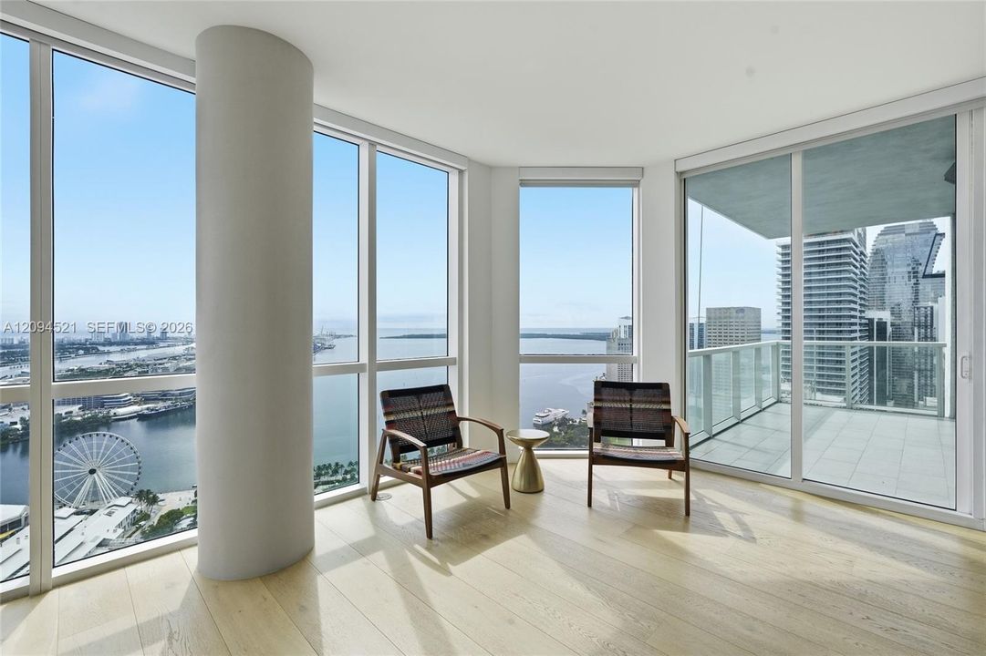 For Sale: $1,700,000 (3 beds, 3 baths, 1795 Square Feet)