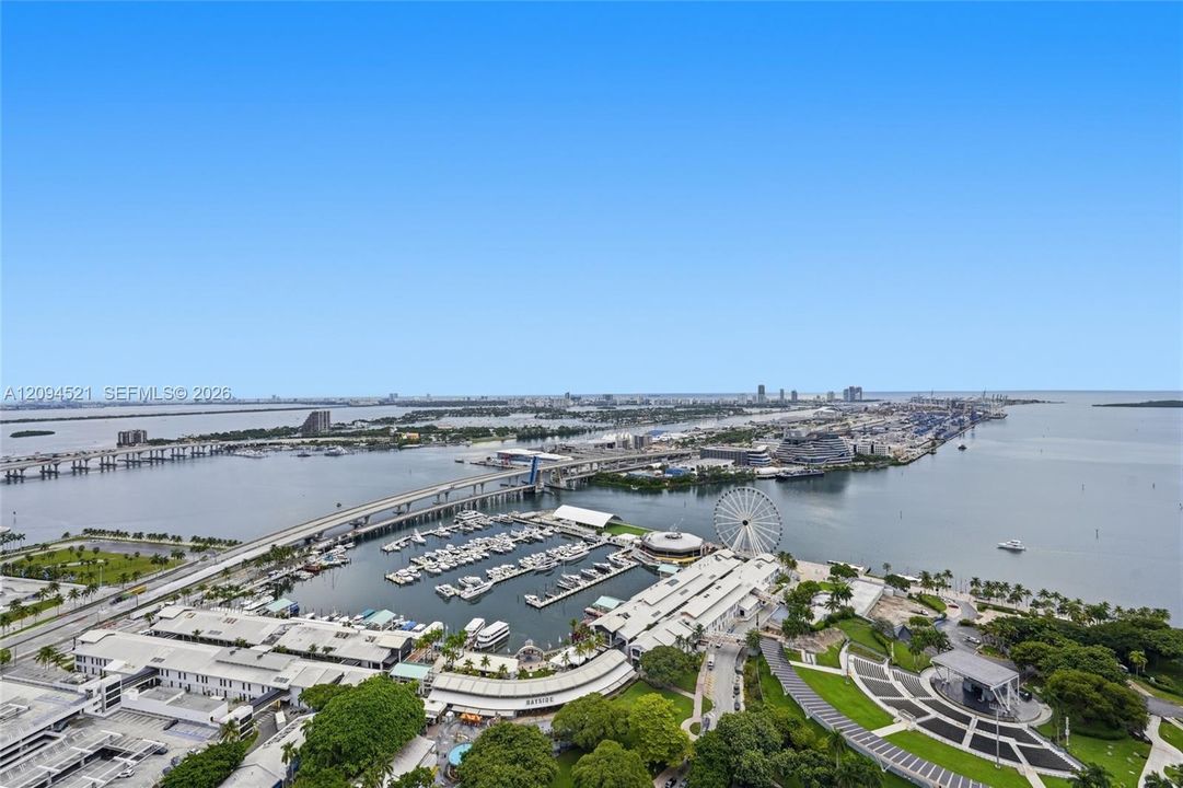 For Sale: $1,700,000 (3 beds, 3 baths, 1795 Square Feet)