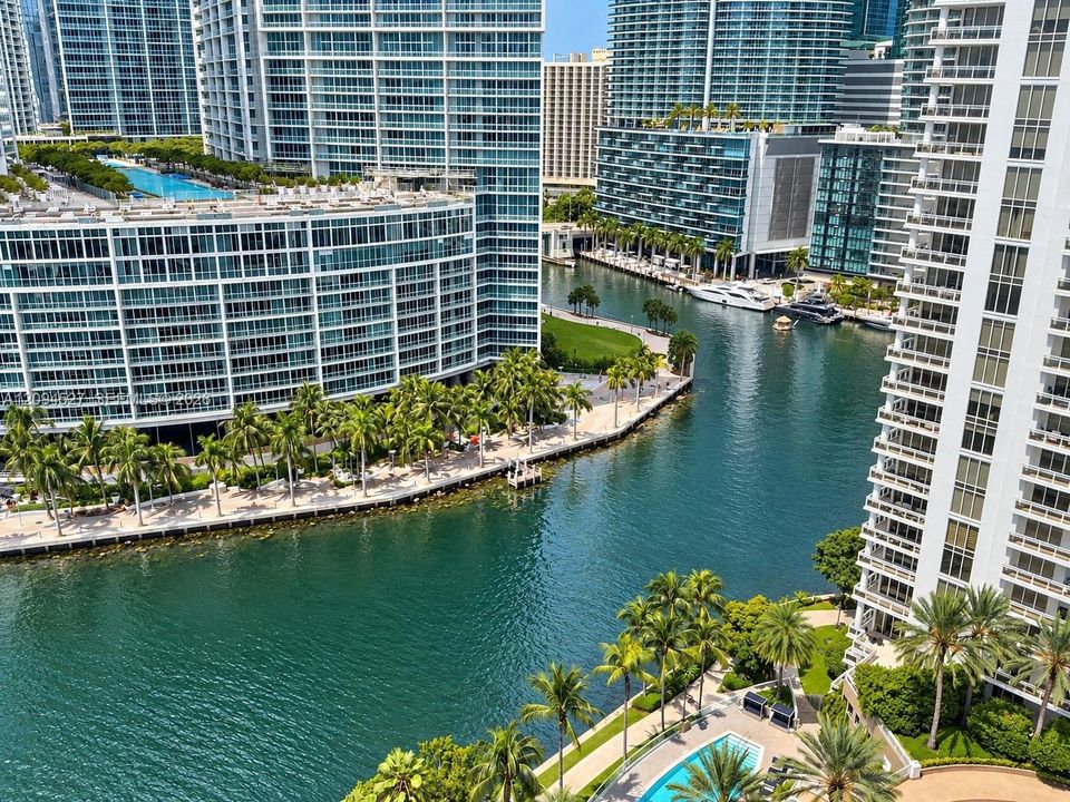 For Rent: $3,600 (1 beds, 1 baths, 863 Square Feet)
