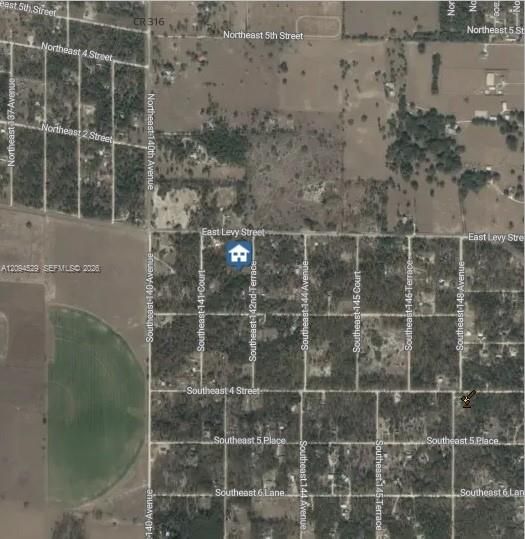 En Venta: $38,000 (1.25 acres)