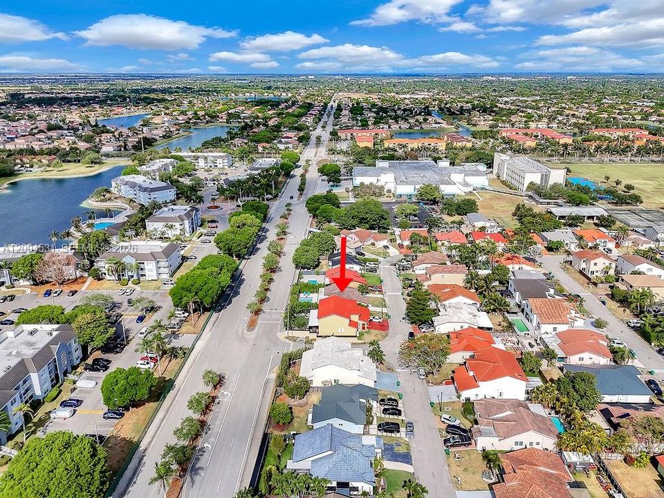 For Rent: $3,600 (3 beds, 2 baths, 1193 Square Feet)