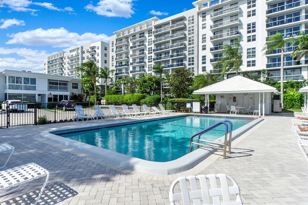 Pool By the intracostal