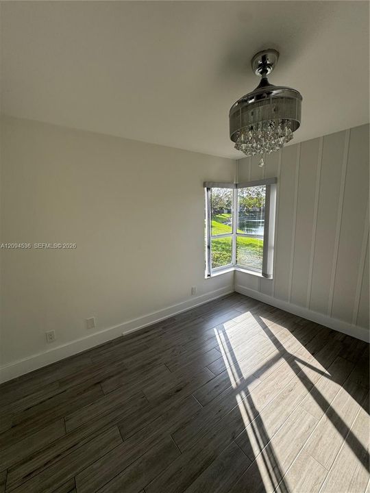 For Rent: $2,400 (2 beds, 2 baths, 955 Square Feet)